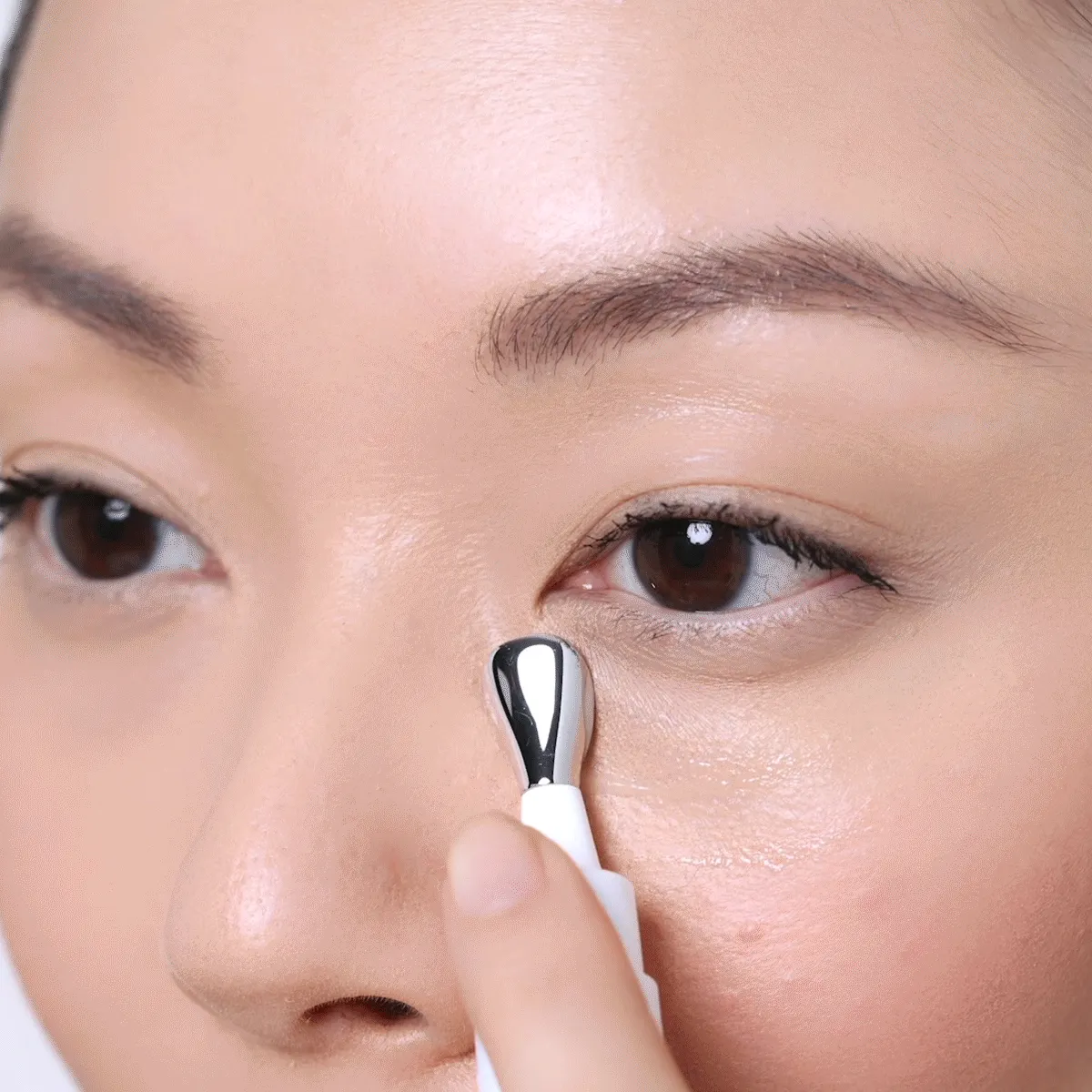 *Rose de Mai Eye Lift