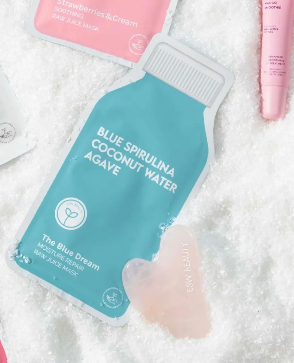 The Blue Dream Moisture Repair Raw Juice Mask