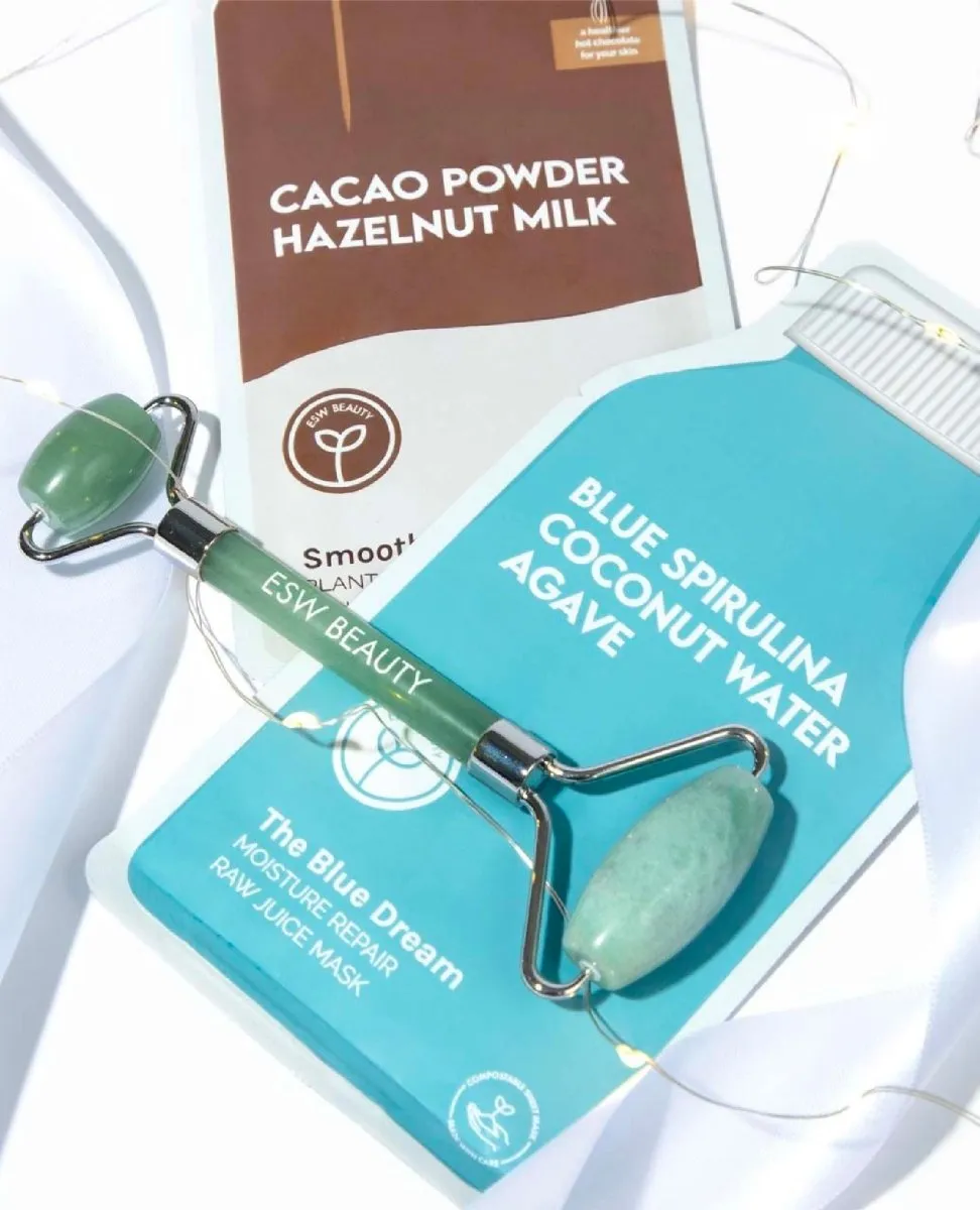 The Blue Dream Moisture Repair Raw Juice Mask